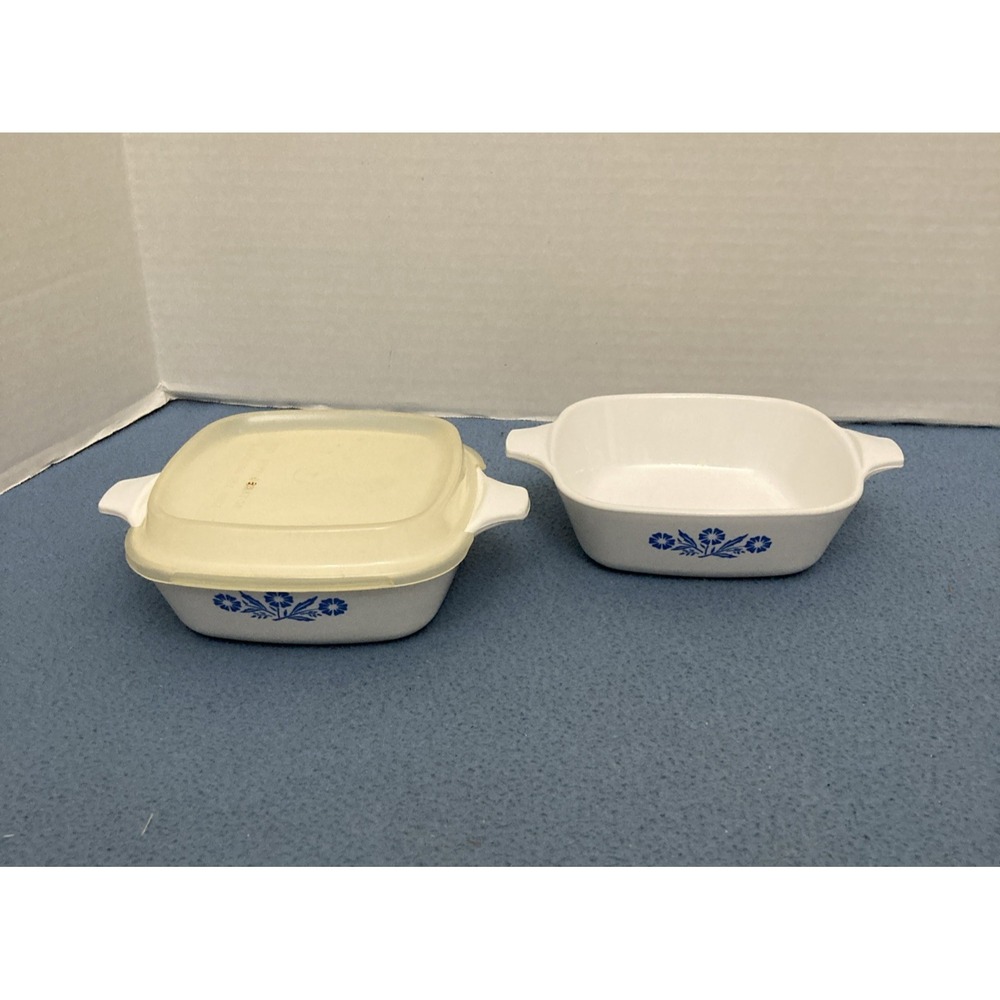 VTG Corning Ware Blue Cornflower Petite‎ Pan (P-41) Set Of 2 with 1 Plastic Lid